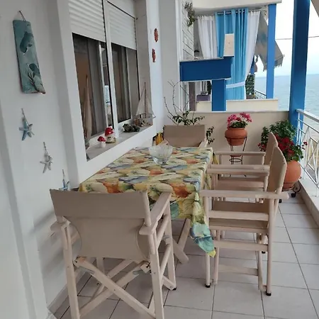 Blue Dolphins Apartment Nea Moudania Extérieur photo
