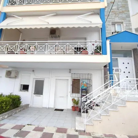 Blue Dolphins Apartment Nea Moudania Extérieur photo