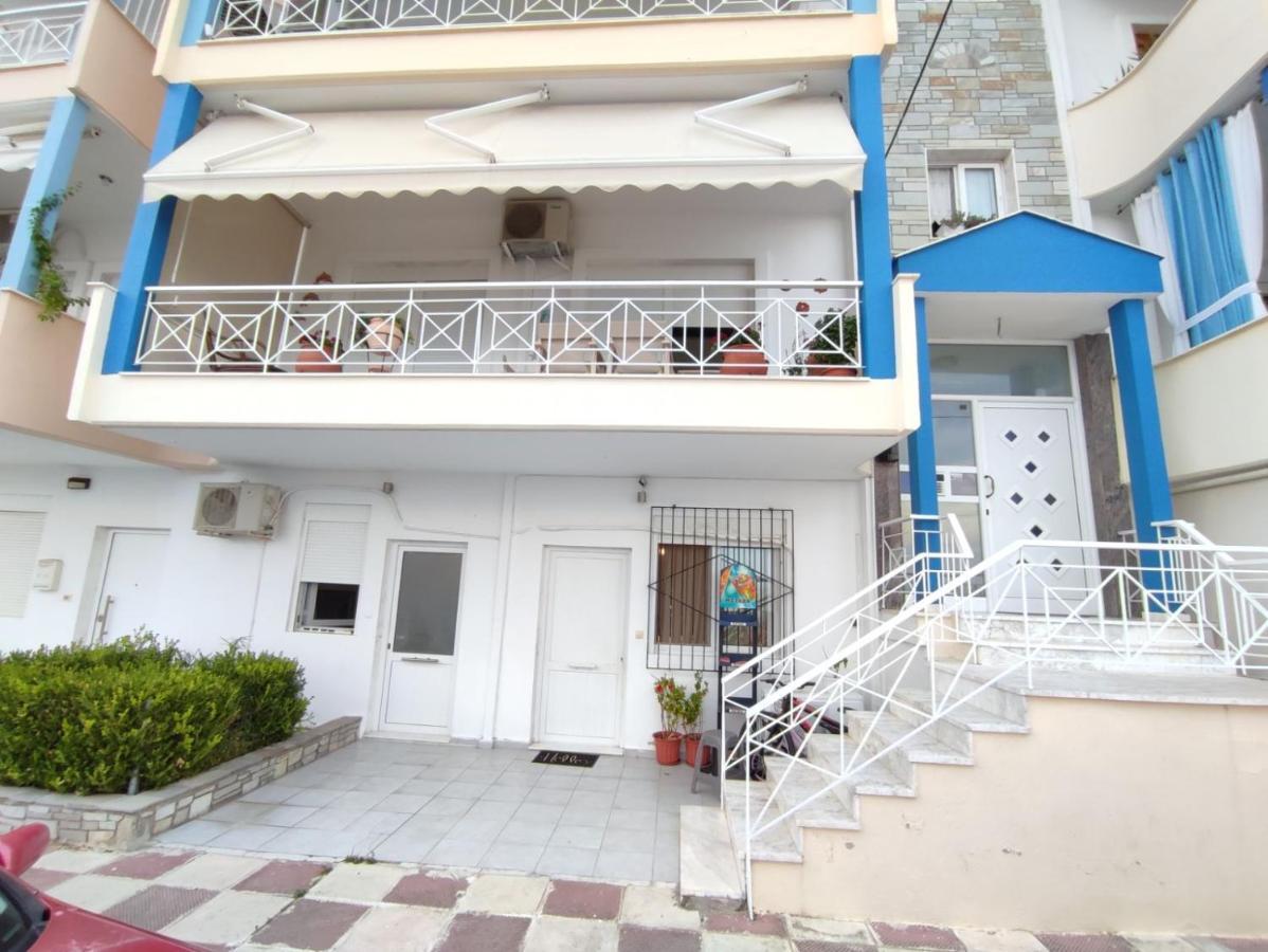 Blue Dolphins Apartment *