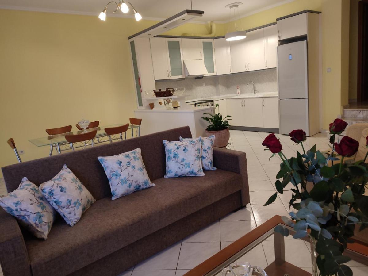 Blue Dolphins Apartament *